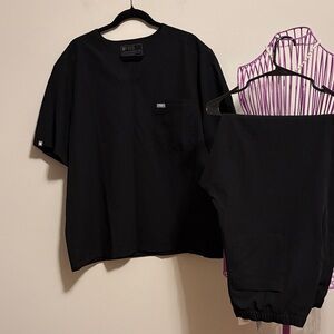 Figs Classic Black Scrub top and pants